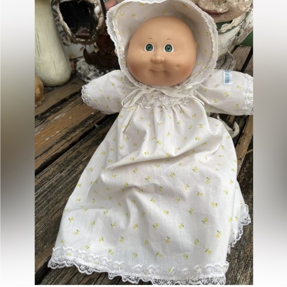 Cabbage Patch Kids Newborn Baby Doll Green Eyes Dimple Vintage 80s Bonnet 1984 - Picture 11 of 11